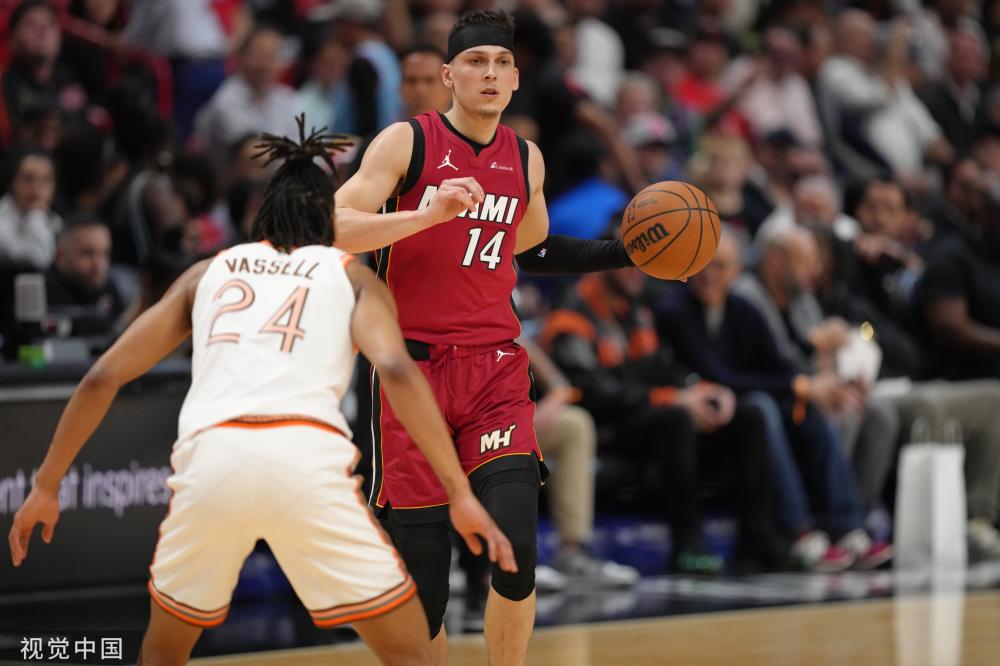 哨操作太绝 哨操作太绝