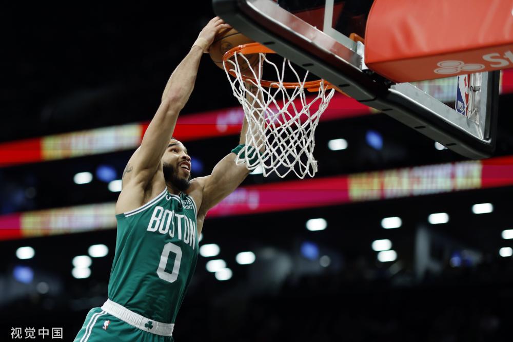 屡创造奇迹 屡创造奇迹